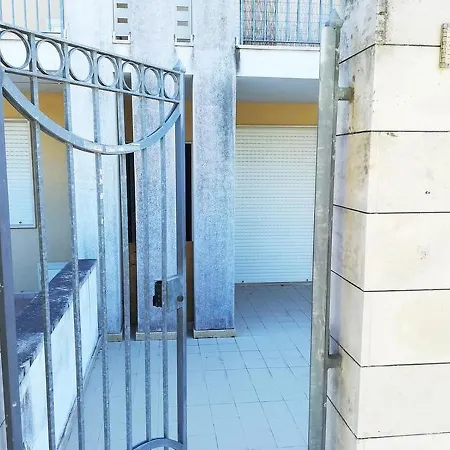 Ferienhaus Casa Vacanze Elettra Centro Otranto, Salento 8 Posti